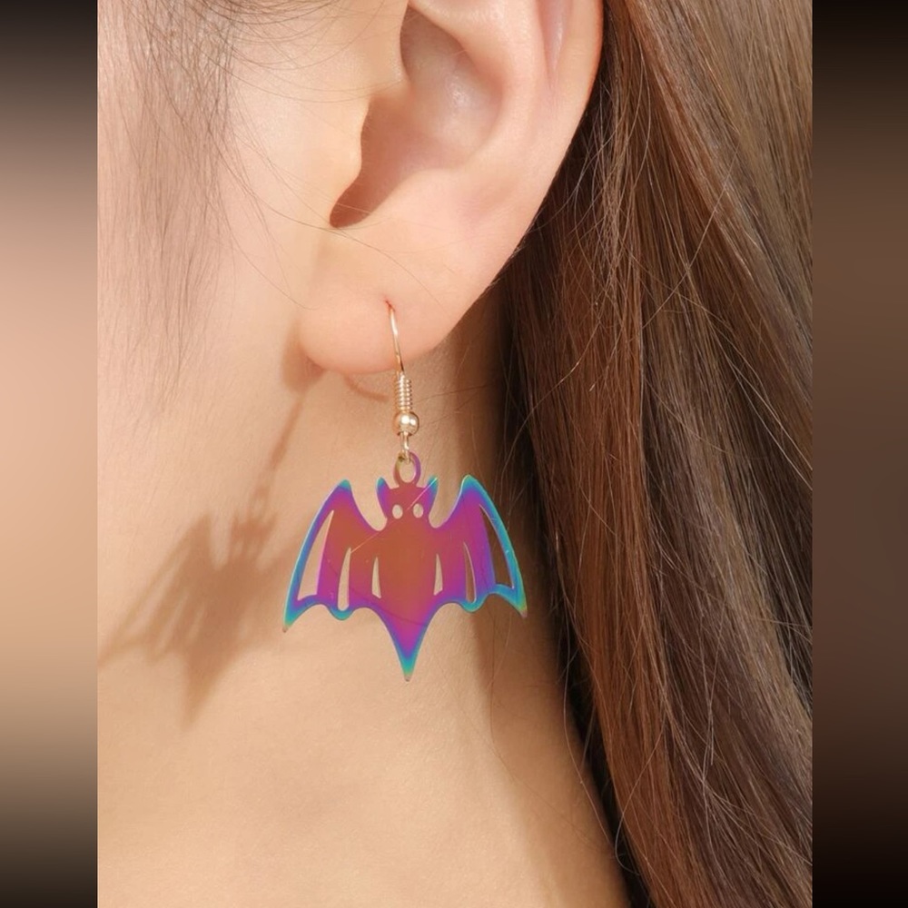 🦇 Awesome Colorful Metallic Rainbow Oil Slick Bat Drop Earrings 🦇